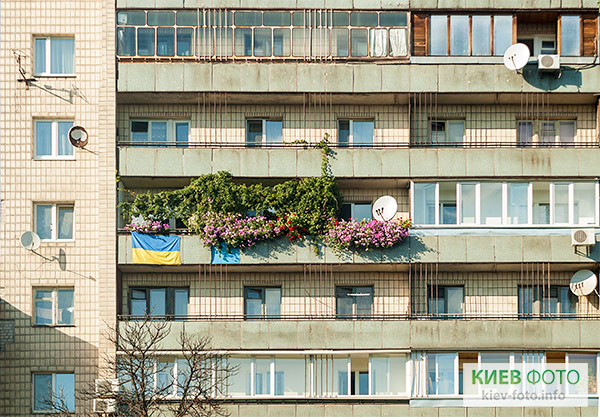 Балкон, бульвар Т. Шевченко 44