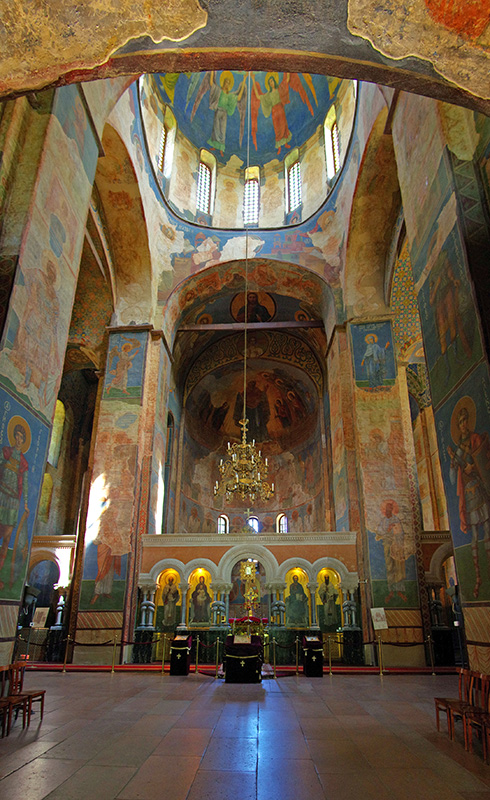 Кирилловская церковь в Киеве (50 фото)